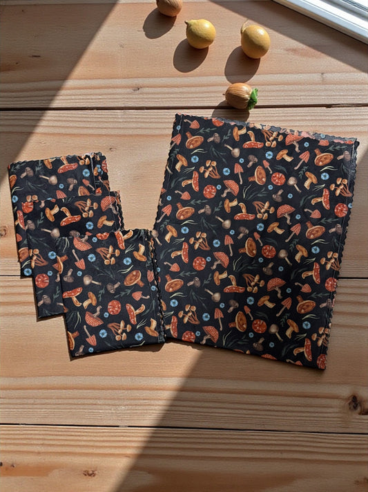 Reusable Beeswax Bags – 8 x 10, 12 x 15, 8 x 18 and 13 x 18 | Eco-Friendly Food Storage | Plastic-Free Snack, Produce & Bread Bags